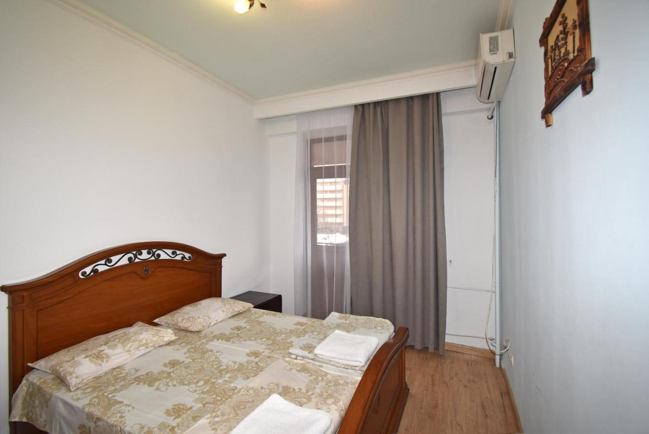 Armenak Apartment 5-Комнатная Yerevan Luaran gambar