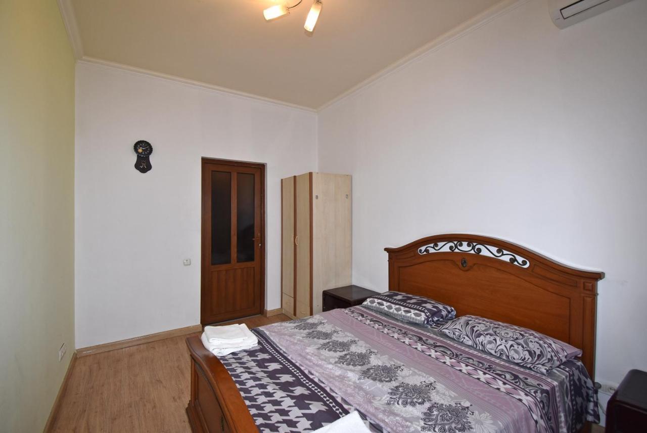 Armenak Apartment 5-Комнатная Yerevan Luaran gambar
