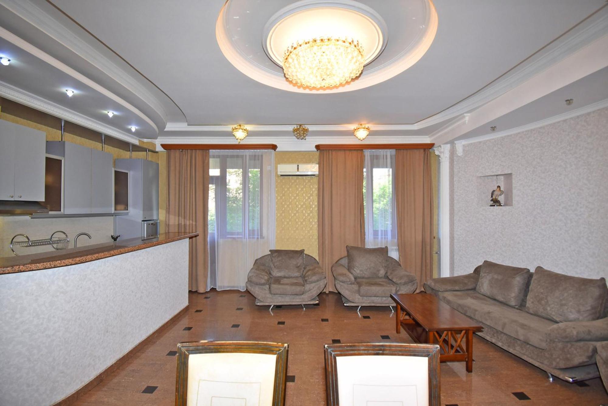 Armenak Apartment 5-Комнатная Yerevan Luaran gambar