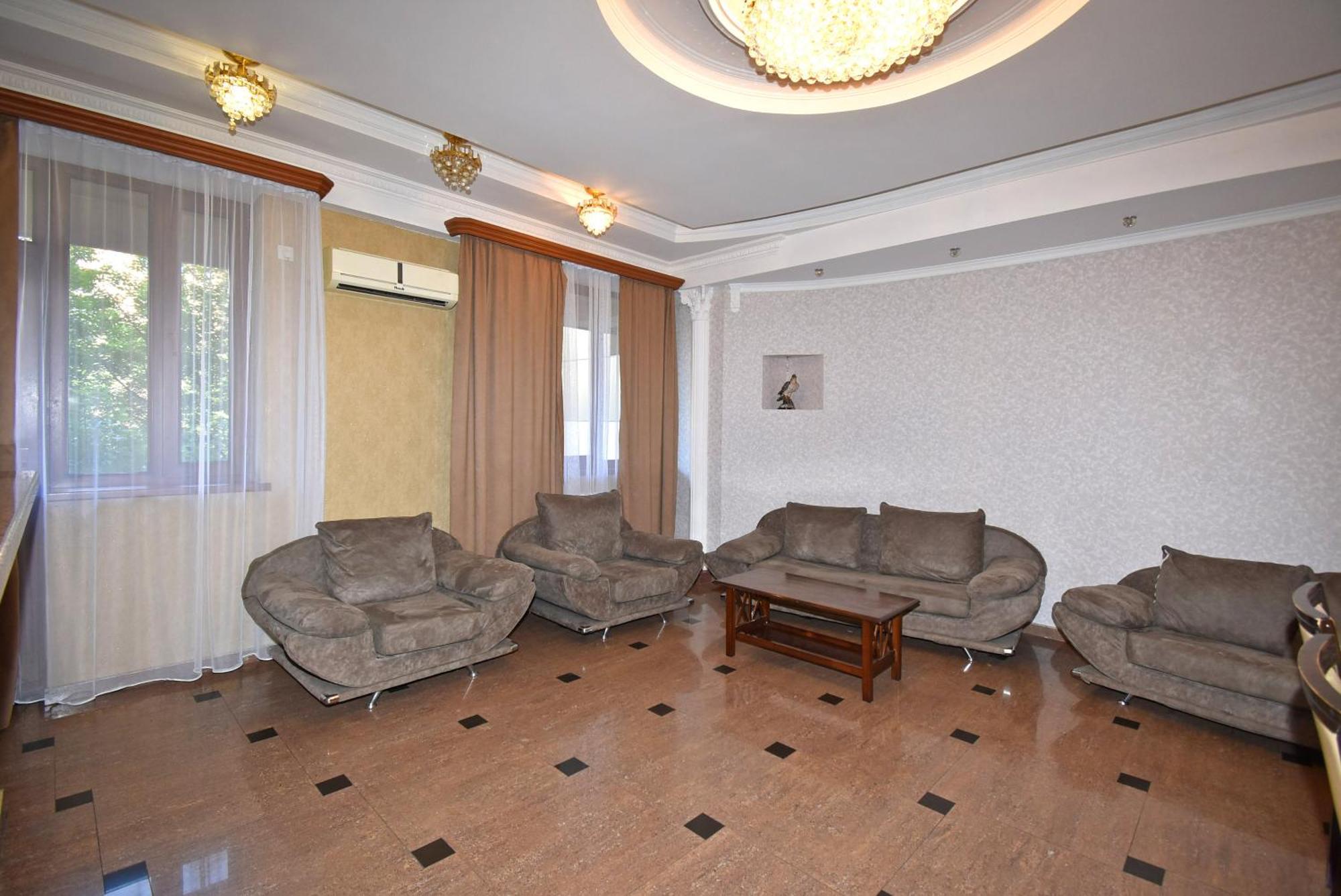 Armenak Apartment 5-Комнатная Yerevan Luaran gambar